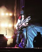 Concerts 2016 1126 san jose slash12